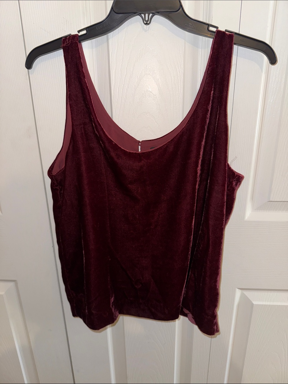 J. Crew Velvet Scoop Neck Camisole in Deep Wine, Excellent Condition, size 10P